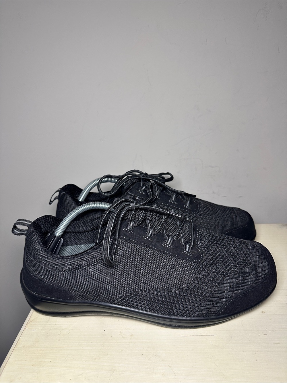 Orthofeet 12 2E extra wide Black Lightweight Knit Sneakers